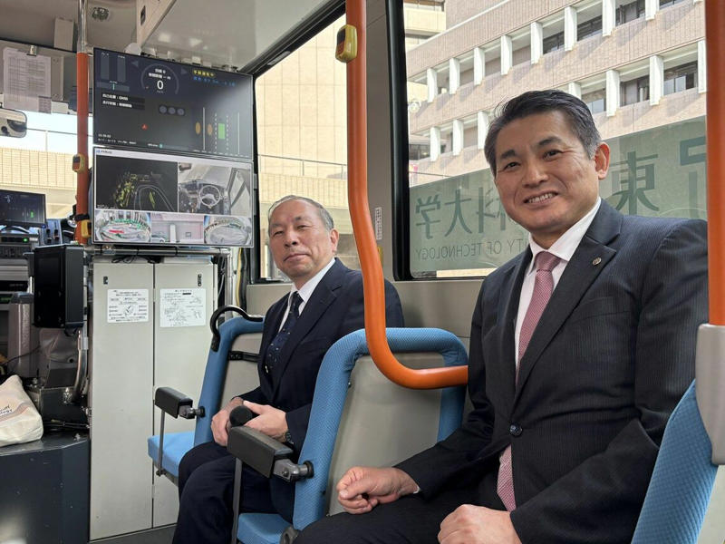 最大規模を誇る「AI特化型スパコン」を保有, 自動運転スクールバスを実証, スクールバスの「空き時間」を活用する方法も, 八王子市に環境は整っている