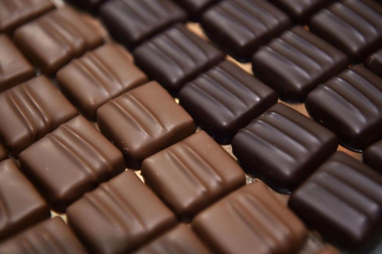 Earliest hints of health benefits, Flavanols, Evidence of benefit crumbles, Little meaningful difference in sugar, Training ourselves to slow down