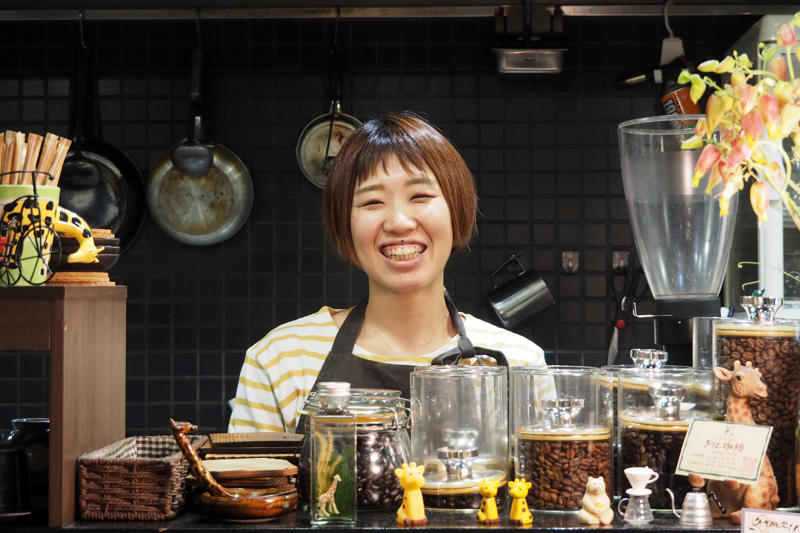 王道純喫茶で味わう昔ながらのナポリタン『珈琲 琵琶湖』, 『珈琲 琵琶湖』店舗詳細, オリジナリティあふれるモーニングが自慢！『きりん珈琲』, 『きりん珈琲』店舗詳細, ロートレックの作品を飾った古き良きパリのカフェ『チェリー』, 『チェリー』店舗詳細, 時がゆっくりと流れる昭和レトロ喫茶『テラス・ドルチェ』, 『テラス・ドルチェ』店舗詳細, スペシャリティコーヒーに定食、お酒まで楽しめる『Cafe ig（カフェ アイジー）』, 日本茶で楽しむ和スタイルカフェ『KAKUMEI Burger&amp;Café』, おいしいマクロビで心も体もリセット『ひだまりカフェ』, 『ひだまりカフェ』店舗詳細