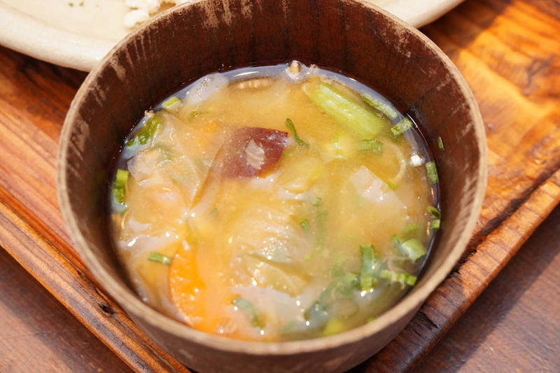 王道純喫茶で味わう昔ながらのナポリタン『珈琲 琵琶湖』, 『珈琲 琵琶湖』店舗詳細, オリジナリティあふれるモーニングが自慢！『きりん珈琲』, 『きりん珈琲』店舗詳細, ロートレックの作品を飾った古き良きパリのカフェ『チェリー』, 『チェリー』店舗詳細, 時がゆっくりと流れる昭和レトロ喫茶『テラス・ドルチェ』, 『テラス・ドルチェ』店舗詳細, スペシャリティコーヒーに定食、お酒まで楽しめる『Cafe ig（カフェ アイジー）』, 日本茶で楽しむ和スタイルカフェ『KAKUMEI Burger&amp;Café』, おいしいマクロビで心も体もリセット『ひだまりカフェ』, 『ひだまりカフェ』店舗詳細