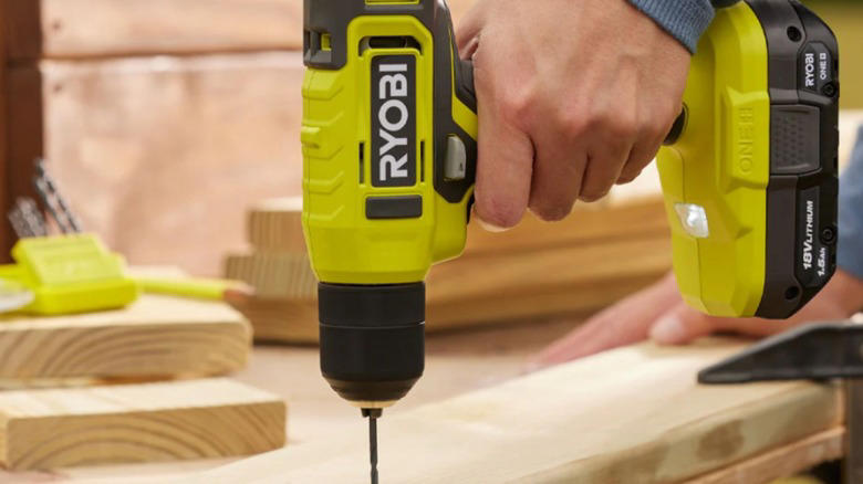 Vonforn Paint Sprayer, Ryobi One+ 18V Cordless Drill/Driver Kit with Battery, Charger, and Bits, Motovera Self-Leveling Laser Level with Tripod, Skil 15-Amp Circular Saw, Kobalt 158-Piece Household Tool Set with Folding Case, Dremel 3100 Rotary Tool Kit, Workpro 8-Piece Flex-Head Ratcheting Wrench Set, Stanley 6-Gallon Wet/Dry Shop Vacuum, Wetols 27-in-1 Multi-Tool, Kobalt 15-Inch Carbon Steel Pry Bar, Bauer 5-Inch Random Orbit Palm Sander, Quinn 66-Piece SAE and Metric Socket Set, Methodology