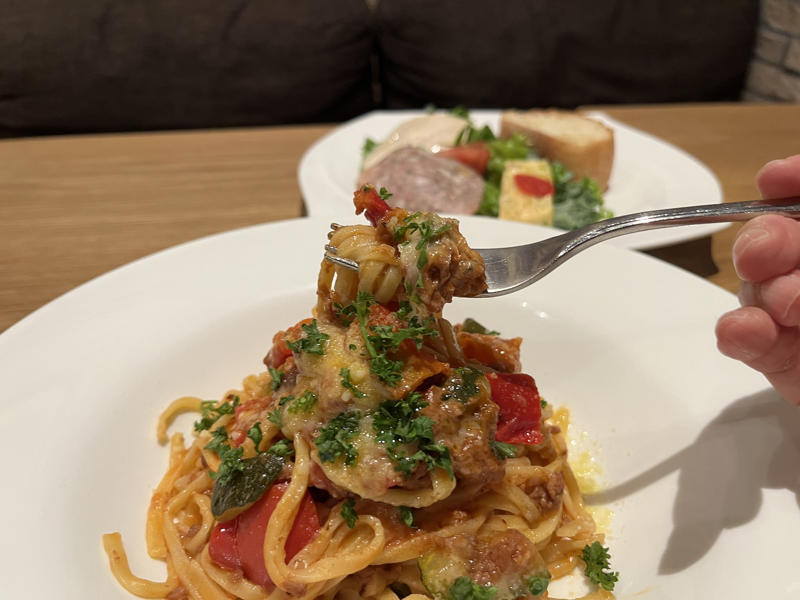 お弁当も可。手仕事の温かみが伝わるこだわり定食『キッチン ホーリー』, 『キッチン ホーリー』店舗詳細, 子供からお年寄りまでミートソースの虜（とりこ）に『bottega 柏店』, 『bottega 柏店』店舗詳細, 希少豚「林SPF」を岩塩で味わうとんかつ定食『とんかつ瓢（ひさご）』, 『とんかつ瓢』店舗詳細, 一度食べたらヤミツキのカシミールカレー『カレーの店 ボンベイ本店』, 『カレーの店ボンベイ』店舗詳細, おかわり自由のサラダもランチの名物『ワイン&amp;クラフトビール肉バル ティグリ』, 『ワイン&amp;クラフトビール肉バル ティグリ』店舗詳細, 噛み締めるほどに旨味弾けるローストポークオーバーライス『食堂endo』, 『食堂endo』店舗詳細, 濃厚なニンニクソースの鹿丼を味わう『クラフトビールとジビエ 地産地消Cafe&amp;Bar Cluster』, 『クラフトビールとジビエ 地産地消Cafe&amp;Bar Cluster』店舗詳細, 楽しみは鮮度がきわだつサラダバー『ザ・ライフ』, 一度では口に収まらない！ 名物からあげの定食『わとか食堂 柏豊四季台店』, 『わとか食堂 柏豊四季台店』 店舗詳細, 柏で60年以上愛される町中華『麺処・餃子処 TESHI』, 『麺処・餃子処 TESHI』店舗詳細, 柏野菜の手料理は、体が喜ぶ味わい『Vegetable &amp; fruit 古民家カフェ conaya』, 『Vegetable &amp; fruit 古民家カフェ conaya』店舗詳細, 中国野菜の聖地で味わう独創的な味『中国料理文菜華（ぶんさいか）』, 『中国料理文菜華』店舗詳細, ワインの供は地元の朝採れ野菜料理『クアトロ・スタジオーネ』, 『クアトロ・スタジオーネ』店舗詳細, 1、2人なら、店主との会話も楽しいカウンターへ『お料理 なかき』, 『お料理 なかき』店舗詳細, ハレの日に出かけたい中華の名店『老中国菜 知味斎』, 『老中国菜 知味斎』店舗詳細, 余韻の長～い郷土料理とワインを『Trattoria Chicco』, 味わうほどに痛感するナポリへの心意気『Pizzeria Tintarella』, 皿に凝縮された手仕事の結晶『BISTRO GAVROCHE』