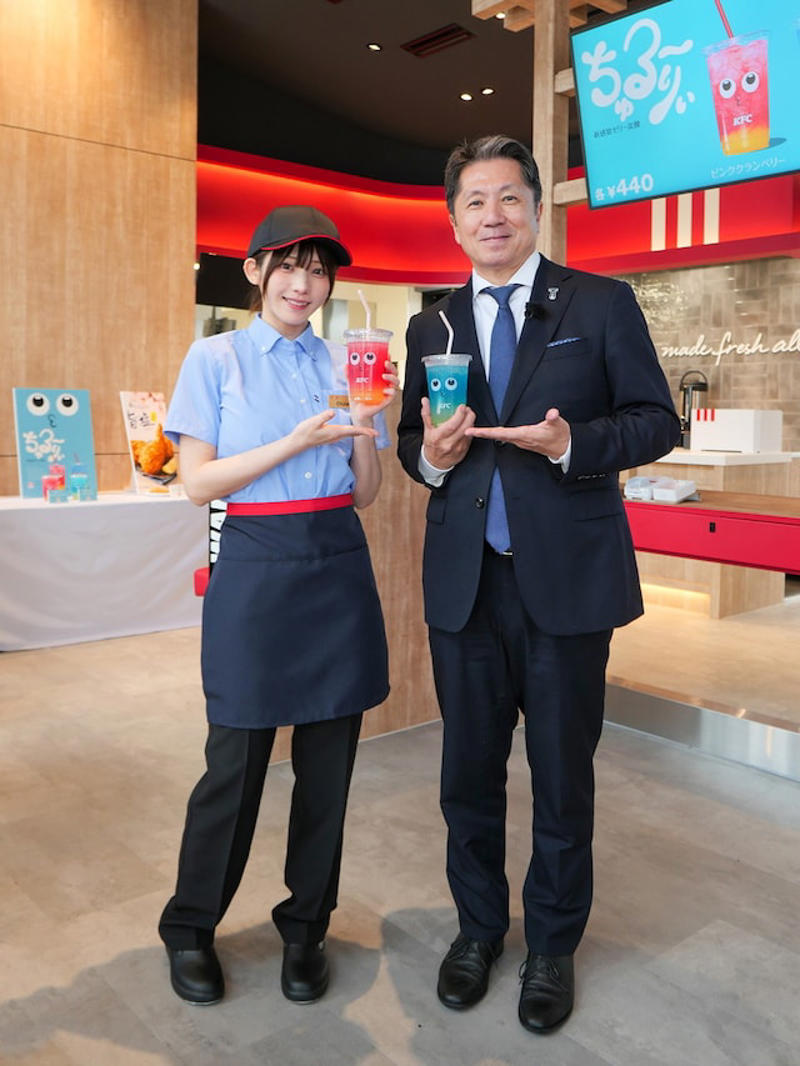 KFCの次世代モデル店舗とは？, よりおいしく、より楽しんでもらえる形を追求, 待ち時間を短縮する工夫が随所に, コスプレイヤー・えなこさんが相模原大野台店の1日店長に, 新ドリンク「ちゅる～りぃ」を“ちゅるん”とPR, ニーズが高い朝食メニューの開発を