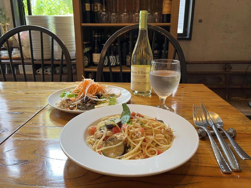 お弁当も可。手仕事の温かみが伝わるこだわり定食『キッチン ホーリー』, 『キッチン ホーリー』店舗詳細, 子供からお年寄りまでミートソースの虜（とりこ）に『bottega 柏店』, 『bottega 柏店』店舗詳細, 希少豚「林SPF」を岩塩で味わうとんかつ定食『とんかつ瓢（ひさご）』, 『とんかつ瓢』店舗詳細, 一度食べたらヤミツキのカシミールカレー『カレーの店 ボンベイ本店』, 『カレーの店ボンベイ』店舗詳細, おかわり自由のサラダもランチの名物『ワイン&amp;クラフトビール肉バル ティグリ』, 『ワイン&amp;クラフトビール肉バル ティグリ』店舗詳細, 噛み締めるほどに旨味弾けるローストポークオーバーライス『食堂endo』, 『食堂endo』店舗詳細, 濃厚なニンニクソースの鹿丼を味わう『クラフトビールとジビエ 地産地消Cafe&amp;Bar Cluster』, 『クラフトビールとジビエ 地産地消Cafe&amp;Bar Cluster』店舗詳細, 楽しみは鮮度がきわだつサラダバー『ザ・ライフ』, 一度では口に収まらない！ 名物からあげの定食『わとか食堂 柏豊四季台店』, 『わとか食堂 柏豊四季台店』 店舗詳細, 柏で60年以上愛される町中華『麺処・餃子処 TESHI』, 『麺処・餃子処 TESHI』店舗詳細, 柏野菜の手料理は、体が喜ぶ味わい『Vegetable &amp; fruit 古民家カフェ conaya』, 『Vegetable &amp; fruit 古民家カフェ conaya』店舗詳細, 中国野菜の聖地で味わう独創的な味『中国料理文菜華（ぶんさいか）』, 『中国料理文菜華』店舗詳細, ワインの供は地元の朝採れ野菜料理『クアトロ・スタジオーネ』, 『クアトロ・スタジオーネ』店舗詳細, 1、2人なら、店主との会話も楽しいカウンターへ『お料理 なかき』, 『お料理 なかき』店舗詳細, ハレの日に出かけたい中華の名店『老中国菜 知味斎』, 『老中国菜 知味斎』店舗詳細, 余韻の長～い郷土料理とワインを『Trattoria Chicco』, 味わうほどに痛感するナポリへの心意気『Pizzeria Tintarella』, 皿に凝縮された手仕事の結晶『BISTRO GAVROCHE』