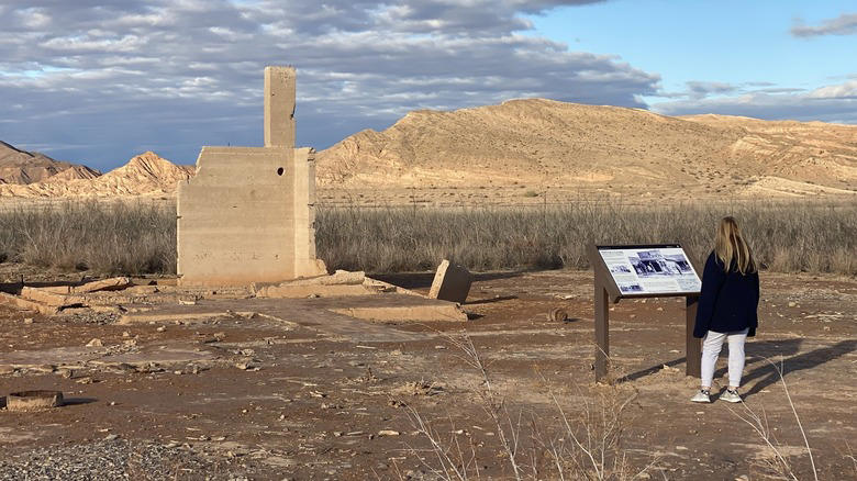 Potosi Mine, St. Thomas Ghost Town, Goodsprings Ghost Town, Hidden Forest Cabin, Methodology
