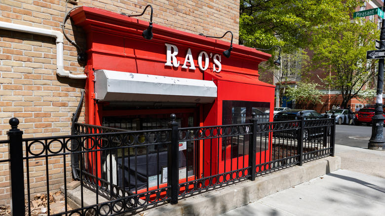 Bamonte's, Williamsburg, Brooklyn, Carbone, Greenwich Village, Don Peppe, South Ozone Park, Queens, Emilio's Ballato, Nolita, John's of 12th Street, East Village, L&amp;B Spumoni Gardens, Brooklyn, Mario's, the Bronx, Michael's of Brooklyn, Brooklyn, Patsy's Italian Restaurant, Midtown, Rao's, East Harlem, Tony's Di Napoli, Times Square and Upper East Side, Methodology