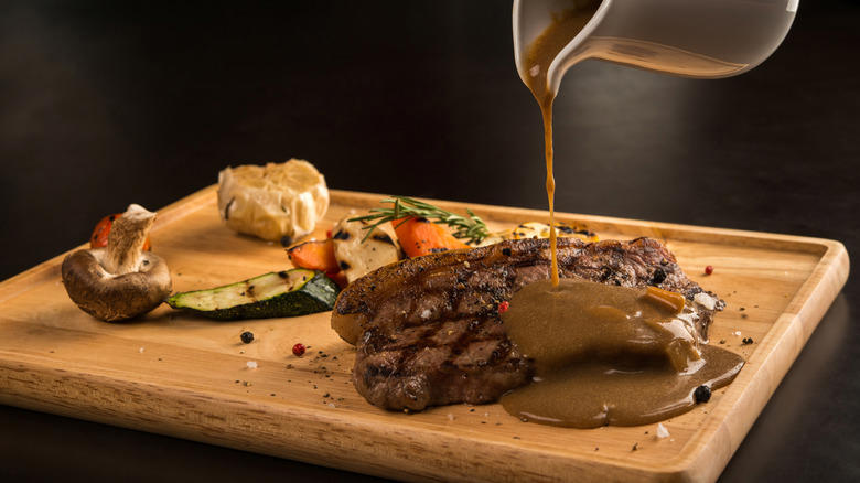 Not knowing how you like your steak, Not reading the menu carefully, Failing to research the restaurant beforehand, Not sharing with the table, Expecting to be in and out quickly, Pouring sauce on immediately, Not understanding why different steaks are priced differently, Only focusing on familiar cuts of beef, Not asking your server questions