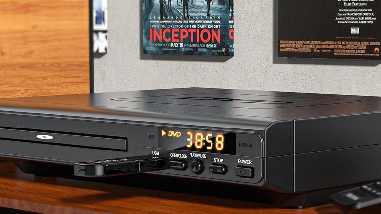 1. Streaming sticks, 2. Sync boxes, 3. DVD and Blu-ray players, 4. Gaming consoles, 5. HDMI switch
