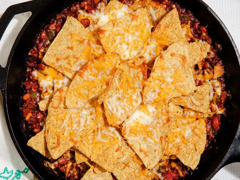 One-Pot Mac and Cheese, Unstuffed Cabbage Rolls, Sesame Peanut Noodles, Chili Beans with Rice, Pasta e Ceci, Broccoli Cheese Casserole, 5-Ingredient Pasta Bake, 5-Ingredient Gingery Ground Beef, Copycat Olive Garden Fettuccine Alfredo, Martha Stewart’s Taco Casserole, Creamy One Pot Pasta with Zucchini, Easy Rice and Bean Burritos, 4-Ingredient Ravioli Lasagna