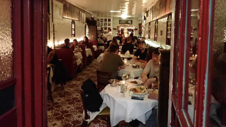 Bamonte's, Williamsburg, Brooklyn, Carbone, Greenwich Village, Don Peppe, South Ozone Park, Queens, Emilio's Ballato, Nolita, John's of 12th Street, East Village, L&amp;B Spumoni Gardens, Brooklyn, Mario's, the Bronx, Michael's of Brooklyn, Brooklyn, Patsy's Italian Restaurant, Midtown, Rao's, East Harlem, Tony's Di Napoli, Times Square and Upper East Side, Methodology