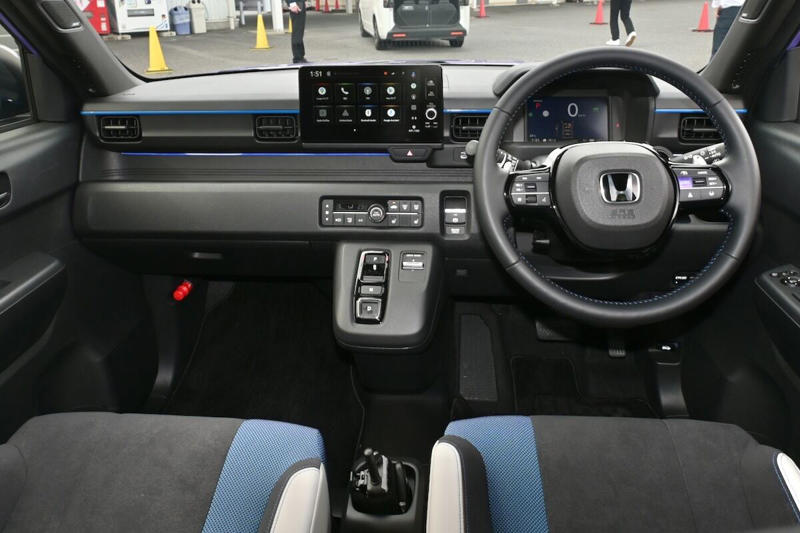 ホンダらしいFUNを追求, EV時代の「走る楽しさ」とは, 当時を知る世代とその息子をロックオン?, 純正アクセサリーでブルドッグ感マシマシ!, 【フォトギャラリー】ホンダ「スーパーワン」