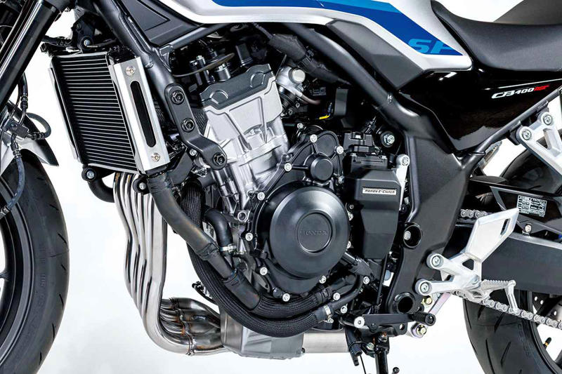 ホンダ「CB400 SUPER FOUR E-Clutch Concept」エンジン解説, ホンダ「CB400 SUPER FOUR」新旧エンジン比較, ホンダ「CB400 SUPER FOUR E-Clutch Concept」各部装備解説, おすすめ関連記事