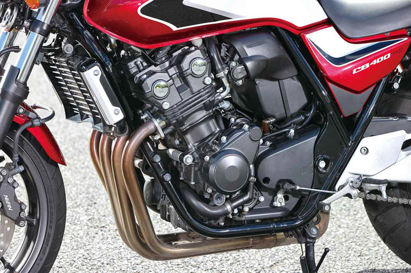ホンダ「CB400 SUPER FOUR E-Clutch Concept」エンジン解説, ホンダ「CB400 SUPER FOUR」新旧エンジン比較, ホンダ「CB400 SUPER FOUR E-Clutch Concept」各部装備解説, おすすめ関連記事