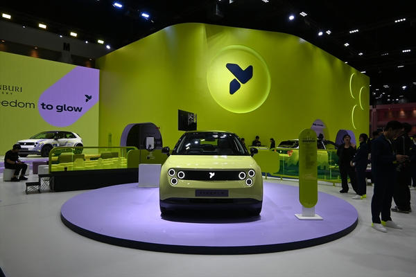 モーターショーは年間の2割を売る重要な新車販売の場, シェアを伸ばし、ショーにも数多く出展する中国ブランド, タイで生産する「ランドクルーザーFJ」を発売, 中国生産のEVを持ち込んだホンダとマツダ, ハイブリッドを展示した日産と三菱自動車, 中国EVがどこまで普及するのかに注目