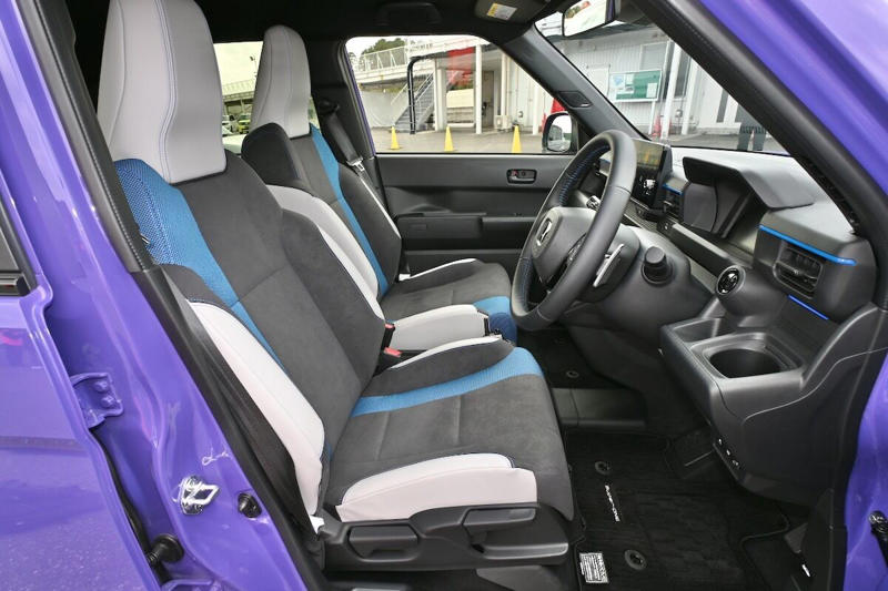 ホンダらしいFUNを追求, EV時代の「走る楽しさ」とは, 当時を知る世代とその息子をロックオン?, 純正アクセサリーでブルドッグ感マシマシ!, 【フォトギャラリー】ホンダ「スーパーワン」