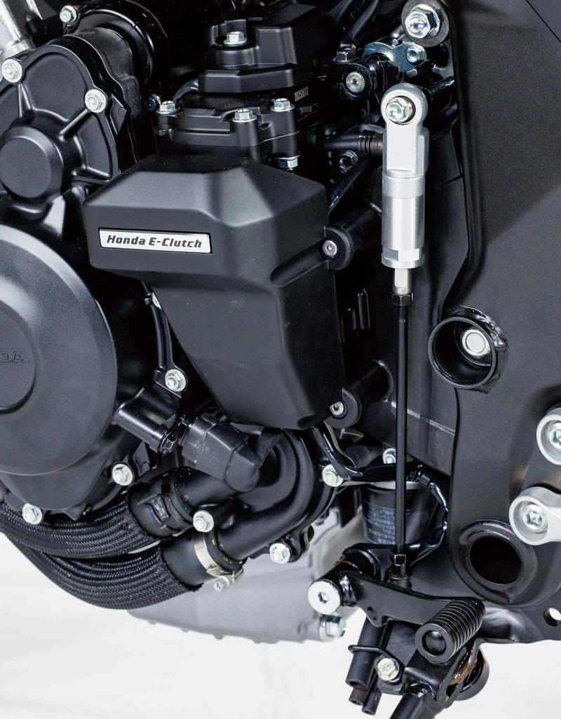 ホンダ「CB400 SUPER FOUR E-Clutch Concept」エンジン解説, ホンダ「CB400 SUPER FOUR」新旧エンジン比較, ホンダ「CB400 SUPER FOUR E-Clutch Concept」各部装備解説, おすすめ関連記事