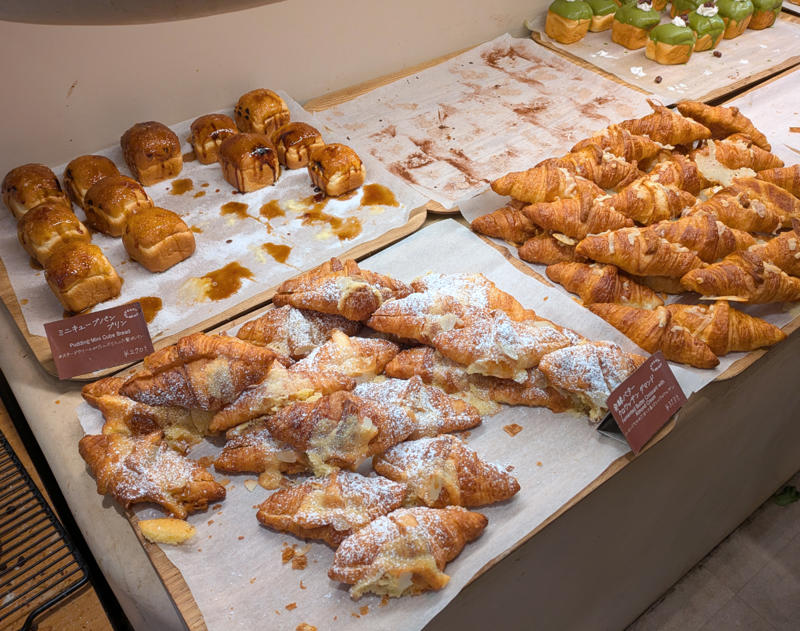 ・いつの間に、昼から食べ放題を, ・食べ放題のルール, ・パン好きには楽園, ・おそらくミニキューブパンチョコが1番人気, ・単品価格で計算すると余裕で元が取れる, ・今回訪問した店舗の情報