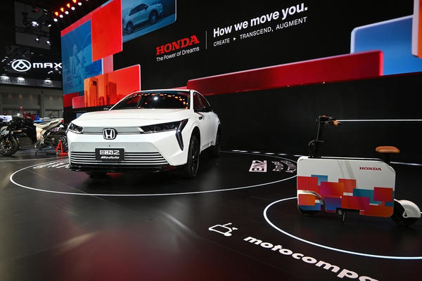 モーターショーは年間の2割を売る重要な新車販売の場, シェアを伸ばし、ショーにも数多く出展する中国ブランド, タイで生産する「ランドクルーザーFJ」を発売, 中国生産のEVを持ち込んだホンダとマツダ, ハイブリッドを展示した日産と三菱自動車, 中国EVがどこまで普及するのかに注目