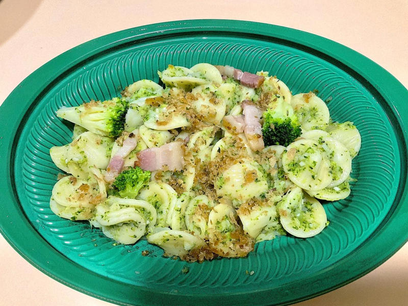 売上150％超えのヒット企画再び！「本格すぎる理由」は自社CKにあり, 【実食1】「地味に見えてかなり実力派」もちもち食感が癖になるオレキエッテ, 【実食2】「家で出せる味じゃない…」海老の旨みがガツンとくるホッケンミー, 【実食3】「個人的No.1！」成城石井自家製 コク旨黒酢ビャンビャン麺 , 【総評】わざわざ外に食べに行かなくても満足できるレベル！