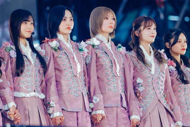 リスタートからの5周年、最新シングルでライブはスタート, 三期生までがつないできた櫻坂46をさらに受け継ぐ四期生, 「GO TO THE 6TH YEAR」のメッセージで本編は終了, 森田ひかる「再生を選んでよかった」と号泣, 「5th YEAR ANNIVERSARY LIVE」セットリスト