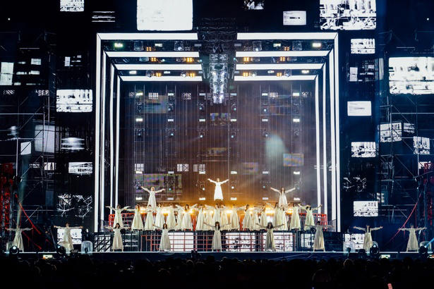 リスタートからの5周年、最新シングルでライブはスタート, 三期生までがつないできた櫻坂46をさらに受け継ぐ四期生, 「GO TO THE 6TH YEAR」のメッセージで本編は終了, 森田ひかる「再生を選んでよかった」と号泣, 「5th YEAR ANNIVERSARY LIVE」セットリスト