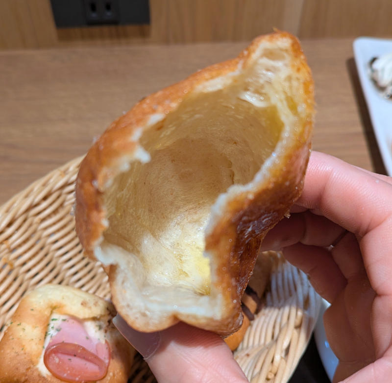 ・いつの間に、昼から食べ放題を, ・食べ放題のルール, ・パン好きには楽園, ・おそらくミニキューブパンチョコが1番人気, ・単品価格で計算すると余裕で元が取れる, ・今回訪問した店舗の情報