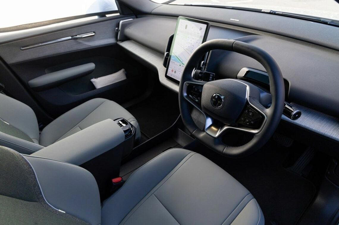 BEVの特徴である「静かさ」と「速さ」, キャデラック初となるBEVのSUV「リリック」, フォルクスワーゲン「ID.4」, 進化を続けるテスラ「Model 3」, 今回唯一のICEV、ポルシェ「911カレラT」, BEVでもICEVで共通する一体感