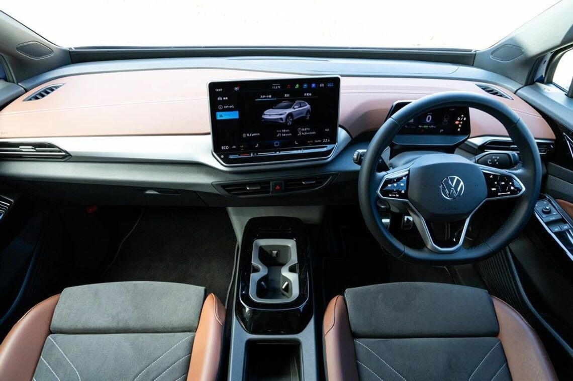BEVの特徴である「静かさ」と「速さ」, キャデラック初となるBEVのSUV「リリック」, フォルクスワーゲン「ID.4」, 進化を続けるテスラ「Model 3」, 今回唯一のICEV、ポルシェ「911カレラT」, BEVでもICEVで共通する一体感