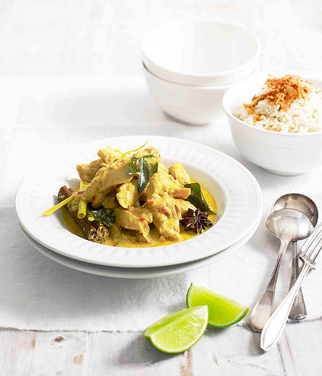 Chicken curries to warm you up from the inside out, Chicken and bamboo-shoot yellow curry with roti and rice , Chiang Mai chicken curry , Ohn no khao swè (Burmese curry chicken noodle soup) , Palisa Anderson’s gaeng keow wan gai (Thai green chicken curry)