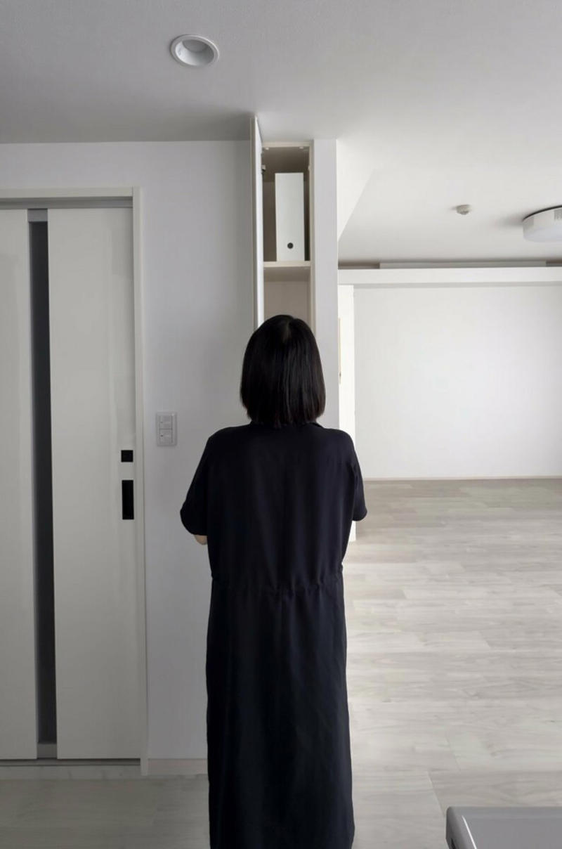 1：最初に置き場所をざっくり決める, 2：一週間で散らかるポイントを見直す, 3：家族それぞれが使う場所を分けておく, 4：毎日同じタイミングでリセットする