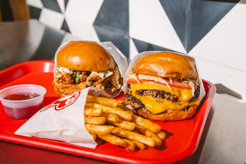 Smish Smash (San Francisco), Deux Luxe (New York City), Boo's Burgers (Houston), Le Burger 4304 (Minneapolis), Face Plant (Portland), Ted's Burgers (Miami)