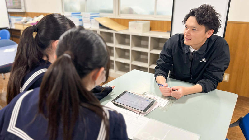 コロナ禍後に増えた不登校相談, 伝統校と通信制のギャップ, 通信制のブラックボックス, 「最後のピース」がそろった, 選択肢の少なさに葛藤, 大人はだめですね