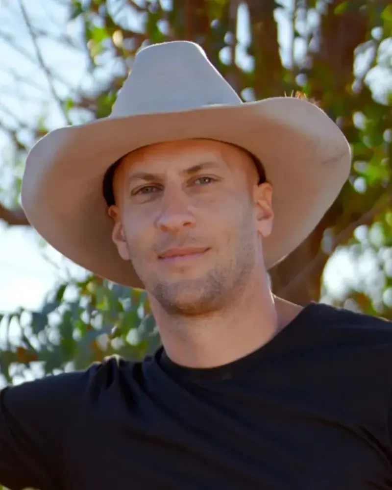 Farmer Jarrad , Farmer Dylan , Farmer Alex , Farmer Jason, Farmer John , Farmer Zac