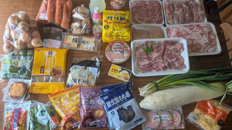 最近、すぐ「お腹すいた～」の嵐, 購入したものは、すぐ食べられる系必須, 野菜の安さに感動, 初めての冷凍食品にも挑戦, こっそり母のおやつも確保, 衝撃の合計金額…