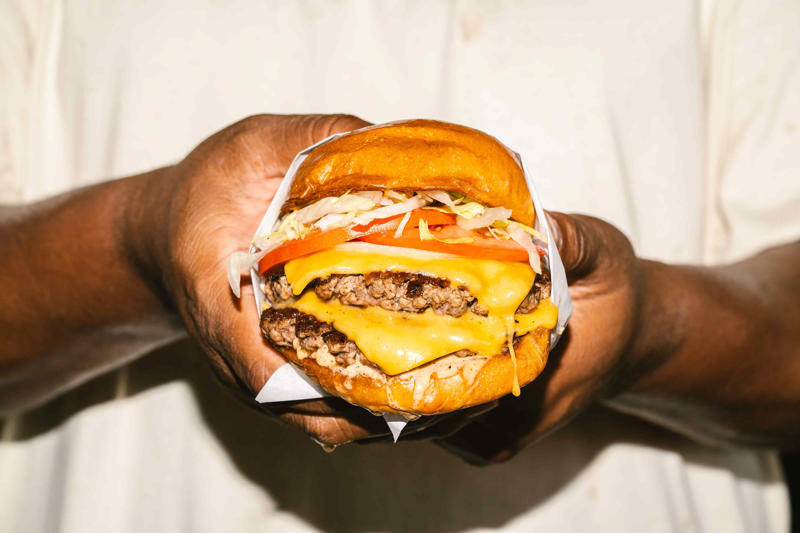 Smish Smash (San Francisco), Deux Luxe (New York City), Boo's Burgers (Houston), Le Burger 4304 (Minneapolis), Face Plant (Portland), Ted's Burgers (Miami)