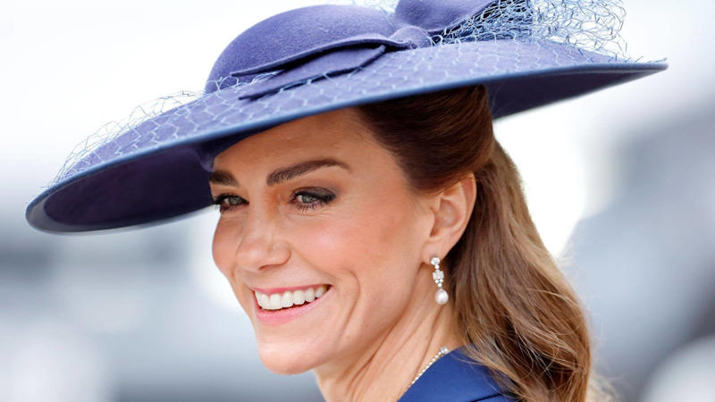What does a stylist think of Kate's coat rule? , State visits, Royal engagements , Christmas coats 