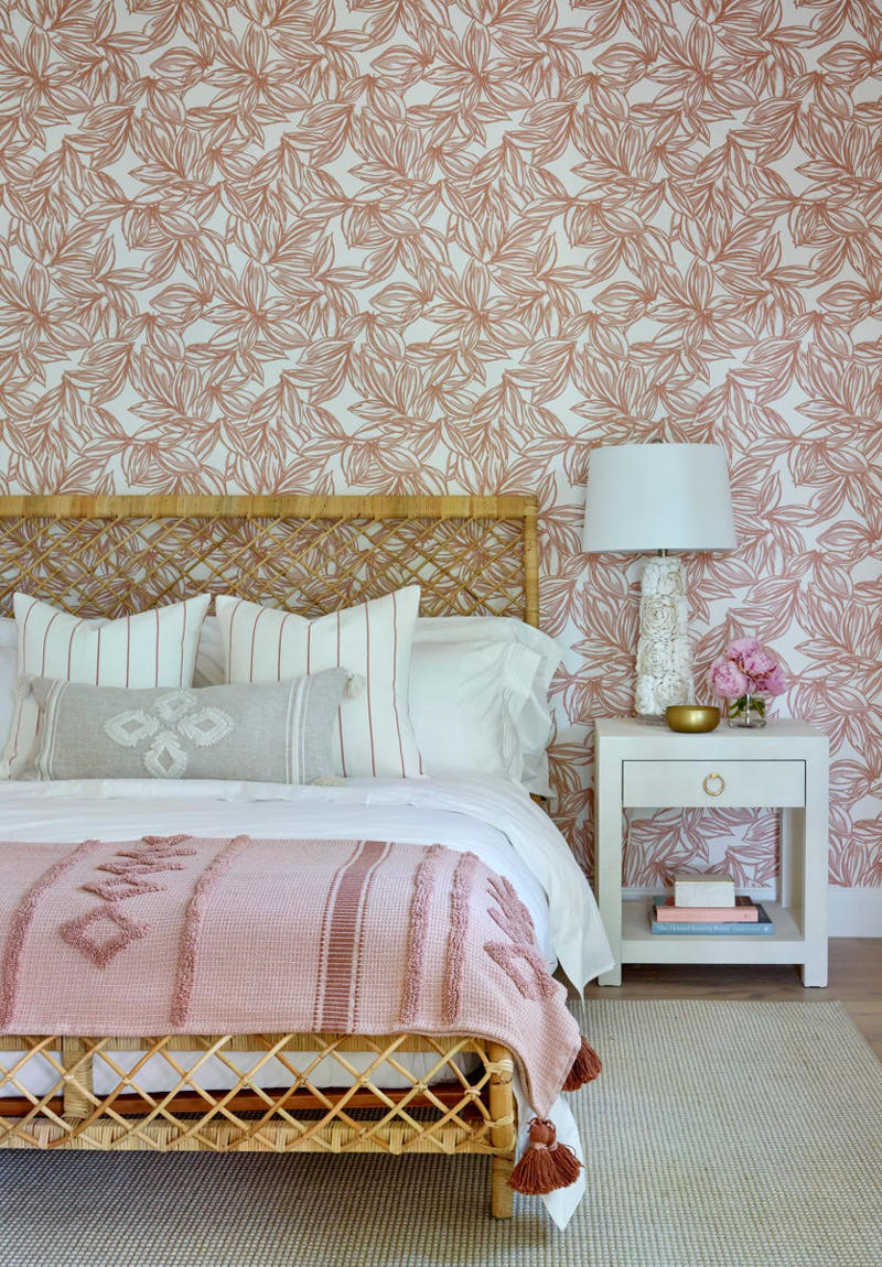What’s the Magic Number of Bed Pillows?, Don’t Do Any Fewer…, …And Don’t Do More, Choose a Complementary Color Scheme