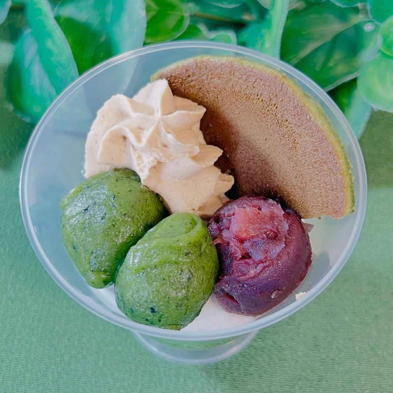 ユニークなカステラが登場, ザラメの食感を楽しんで, よもぎカラーがインパクト抜群, 層で楽しむ和風パフェ