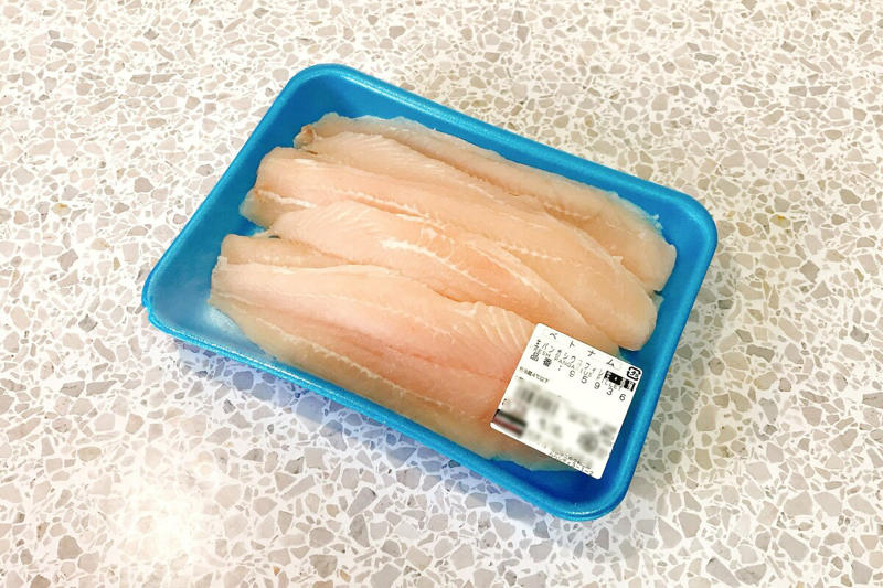 1：超定番「ディナーロール」は常にストックしたい万能パン, 2：みんな大好き「プルコギビーフ」はアレンジの幅がすごい, 3：バラエティ豊かなもっちり「ベーグル」は選ぶのが楽しい, 4：使いやすい白身の「パンガシウス」は隠れた良品, 5：超巨大「フードラップ」は薄くてぴったりくっつくのがうれしい