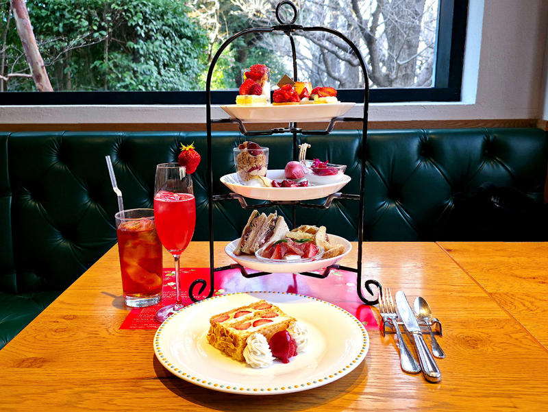 毎日お店で手作りのミルクレープが大人気『Afternoon Tea LOVE&amp;TABLE』, コミュニティスペースの常設フードトラック『BRISKSTAND OMOTESANDO』 , 外苑のいちょう並木に面した人気のお店『KIHACHI青山本店』, 『KIHACHI青山本店』店舗詳細, パリの老舗サロン・ド・テおなじみのモンブラン『アンジェリーナ』, 『アンジェリーナ』 店舗詳細
