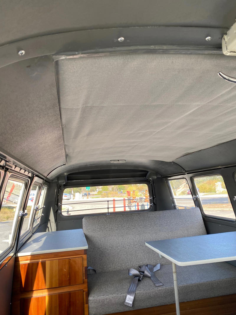The question that should have gone to Chris Farley, Farley's love of VW buses, Race car conversations, Farley's guests' advice on doing a better job