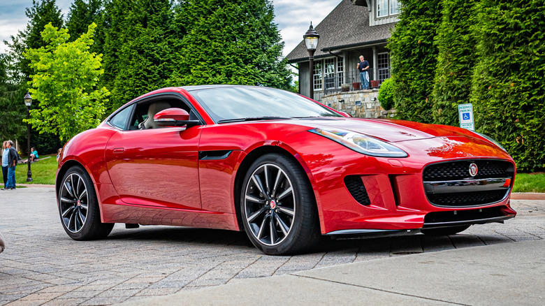 2014 Jaguar F-Type, 2008 Mitsubishi Lancer Evolution X, 2012 Ford Mustang, 2013 Nissan 370Z, 2015 Dodge Challenger, Methodology
