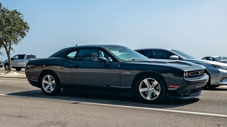 2014 Jaguar F-Type, 2008 Mitsubishi Lancer Evolution X, 2012 Ford Mustang, 2013 Nissan 370Z, 2015 Dodge Challenger, Methodology