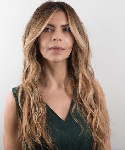 Cinnamon Spice, Pearl Ash Blonde, Cascading Highlights, Misty Ash Mauve, Copper Balayage, De-Brassed Silver, Honey Highlights, Babylights For Dimension, Silver Gray Blonde, Soft Highlights And Layers, Deep Auburn, Sunset Blonde, Highlight And Lowlight Ginger, Dark Mocha, Bright Copper, Champagne Blonde, Toffee Babylights, Chestnut Brown, Sun-Kissed Strands, Brightened-Up Money Piece, Muted Ombré, Creamy Stone Blonde, Platinum Blonde With Lowlights, Honey Blonde, Icelandic Blonde, Sunflower Blonde, Natural Blended Color, Light Ash Blonde, Chocolate Balayage, Diamond Blonde