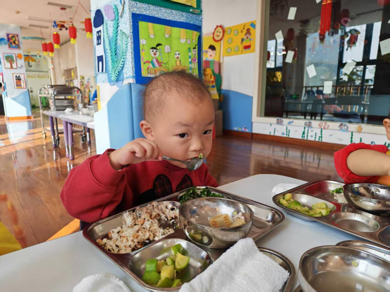 Family time, Teachers constantly kept me updated, Mealtimes were closely monitored, The right decision
