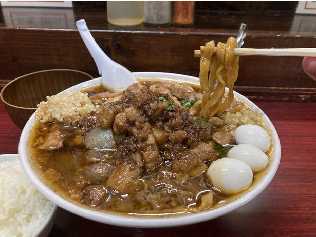 【新小岩】銘柄鶏と魚介で濃厚仕上げ。完成度の高いつけ麺の人気店「麺屋一燈」の総本山, 【秋葉原】創業100年越え！ラーメン激戦区・秋葉原で長年愛される名店「味の萬楽」, 【四ツ谷】四ツ谷を歩いた名屋台の味を継承する「徒歩徒歩亭」。名物「雲呑麺」や新作・朝麺に注目！, 【吉祥寺】人気爆発の“おうち麻辣燙”がまさかの実店舗化！具材や麺、辛さまでカスタマイズして“my麻辣燙”を楽しもう「iSDG 麻辣燙 吉祥寺店」, 【三鷹】“鬼”濃いガッツリ麺でスタミナチャージ！「元祖スタミナ満点らーめん すず鬼」