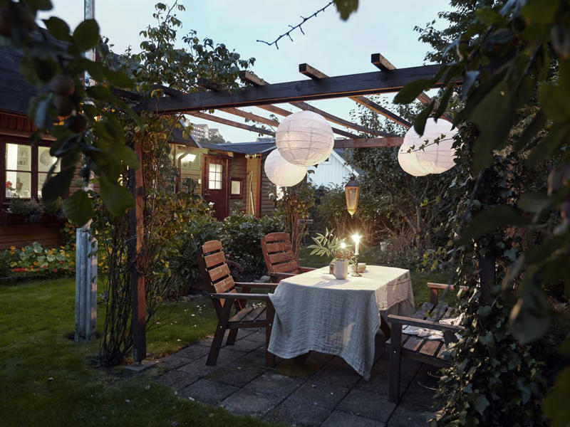 Rustic Campfire Elegance, Combine Purpose, Enhance Summer Blues, Renovate a Deck, Make a Homey Splash, Full Outdoor Dining, Bring the PGA to You, Build-In Your Seating, Transform Greenhouse Sitting, Create a Courtyard, Install a Fountain, Pave the Way, Design a Home While At Home, Elevate Your Pool, Decorate a Pergola, Entrance the Side, Sit Amongst the Trees, Edge Your Flowerbed, Place Seating in the Garden, Install Serenity