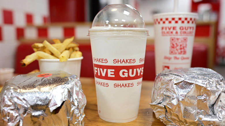 Five Guys, Whataburger, Burger King, Bareburger, Smashburger, Jack in the Box, McDonald's, Shake Shack, Hardee's/Carl's Jr., Methodology