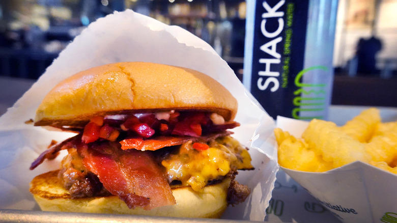 Five Guys, Whataburger, Burger King, Bareburger, Smashburger, Jack in the Box, McDonald's, Shake Shack, Hardee's/Carl's Jr., Methodology