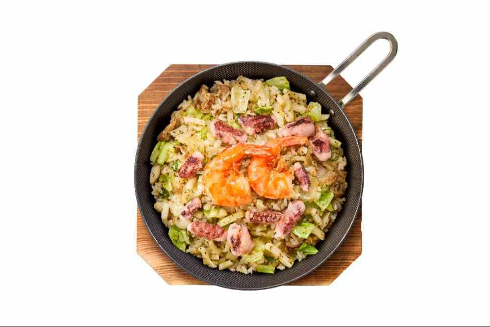 ■「丸亀うどんメシ」を先行販売！期間限定POPUPイベント開催, ≪理性に縛られ「おいしい」と感じる瞬間が遠のいてしまう前に。うどんと飯の“禁断のタッグ”をクレイジーにかっ喰らえ！≫, ≪どれからかっ喰らう？「丸亀うどんメシ」の味わいは選べる4種！≫, ≪うどんだけたっぷり楽しみたい方には「丸亀焼きうどん」！専用BOXでお持ち帰りも！≫, ≪本能全開！ 「丸亀うどんメシ」 5つの特長≫, ≪本能のスイッチをON！期間限定POPUPストア「丸亀うどんメシ 本能解放食堂」≫, 人目を気にせず、無我夢中でかっ喰らえ！「本能解放ブース」, 毎日先着合計200名さま限定！「丸亀うどんメシ 本能解放食堂」オリジナルグッズつきでお値段そのままに販売！